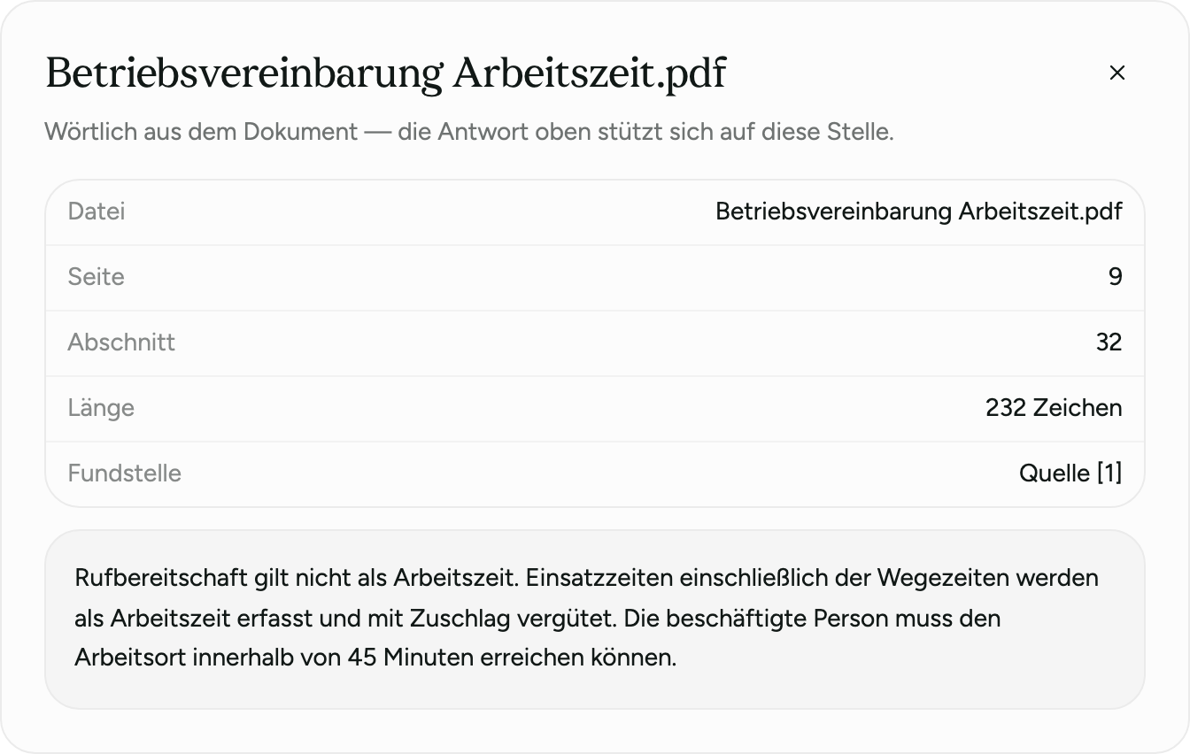 The source-reference dialog: “Betriebsvereinbarung Arbeitszeit.pdf” with page, section and length, beneath it the verbatim quoted passage from the document.